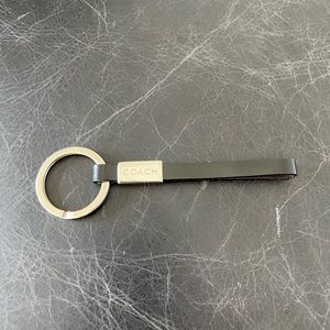 Authentic coach keychain. Black leather and silver.